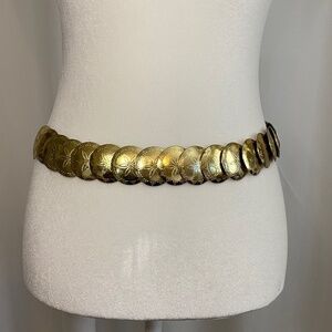 Vintage‎ Stretch Belt Gold Tone Sand Dollar Medallions-S/M-33"